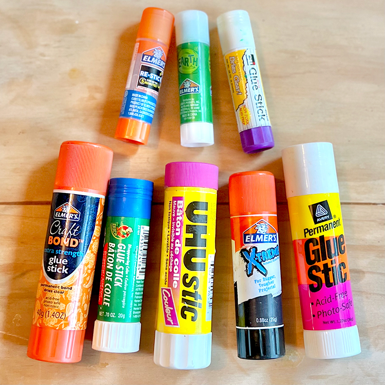 Best Glue Sticks! - The Graphics Fairy